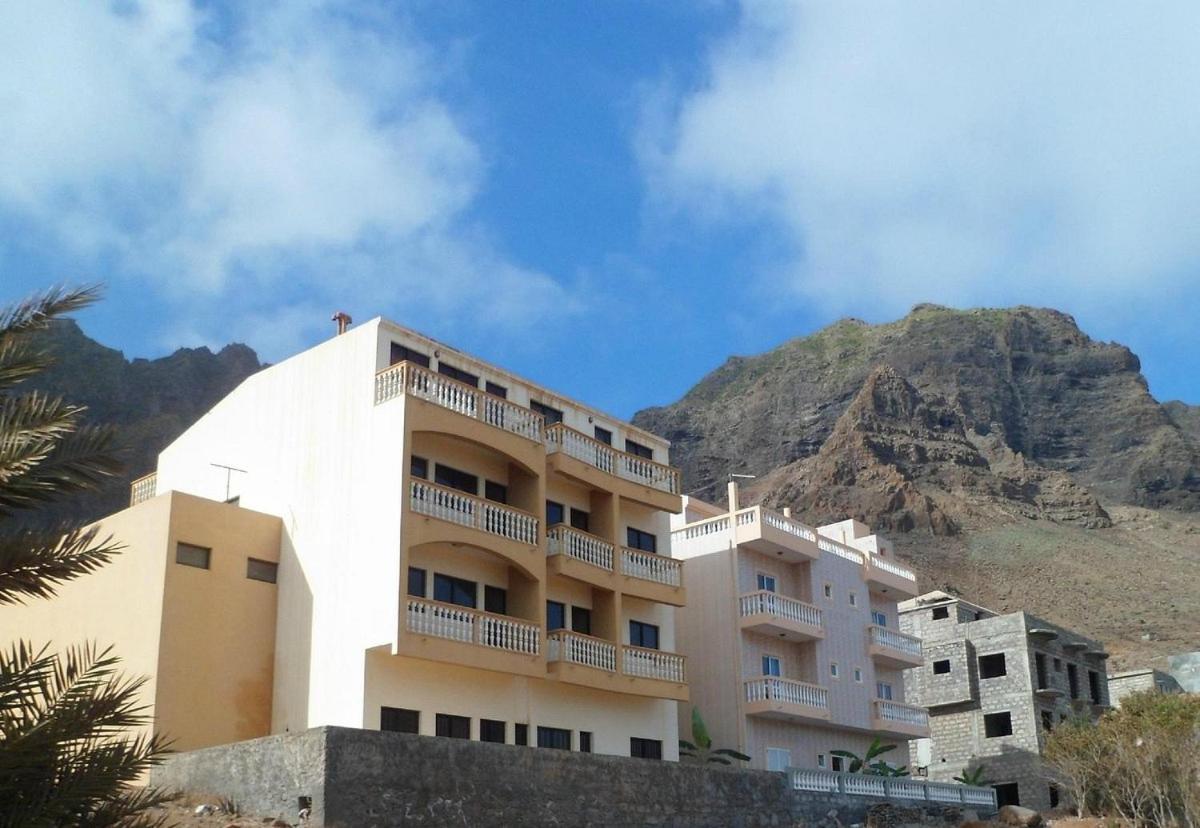 Kolina D'Sol Bed & Breakfast Ponta Do Sol Bagian luar foto